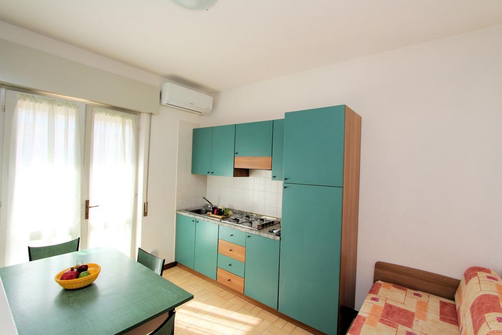 Rita Appartement Bibione Buitenkant foto